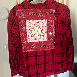 Extra large, red and black Arizona Diamondbacks button-down shirt